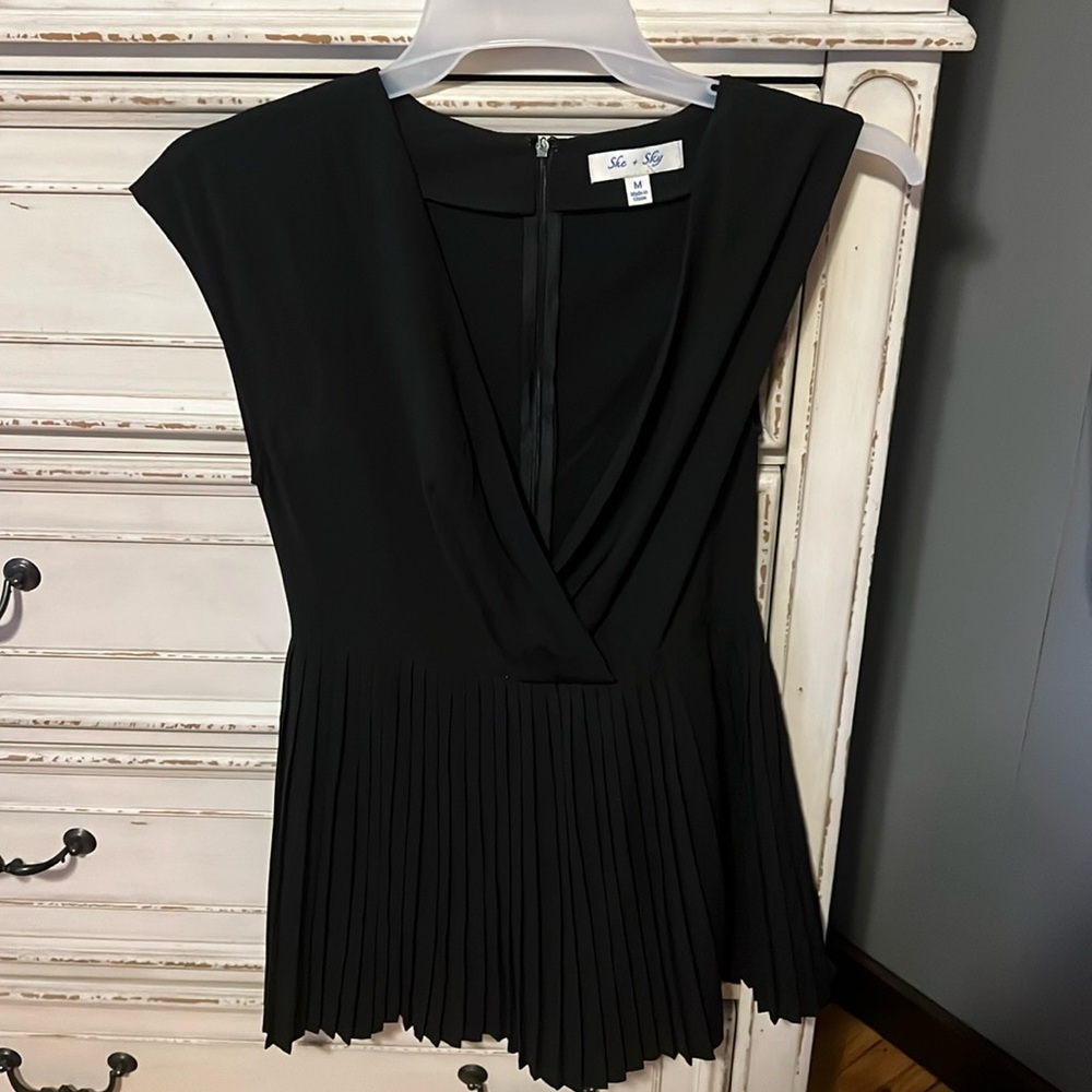 She Sky pletted romper